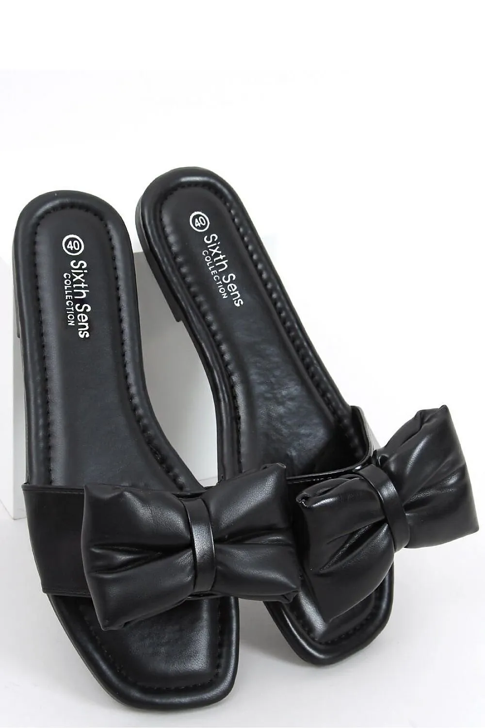 Facial Women's Flat Flip-Flops
