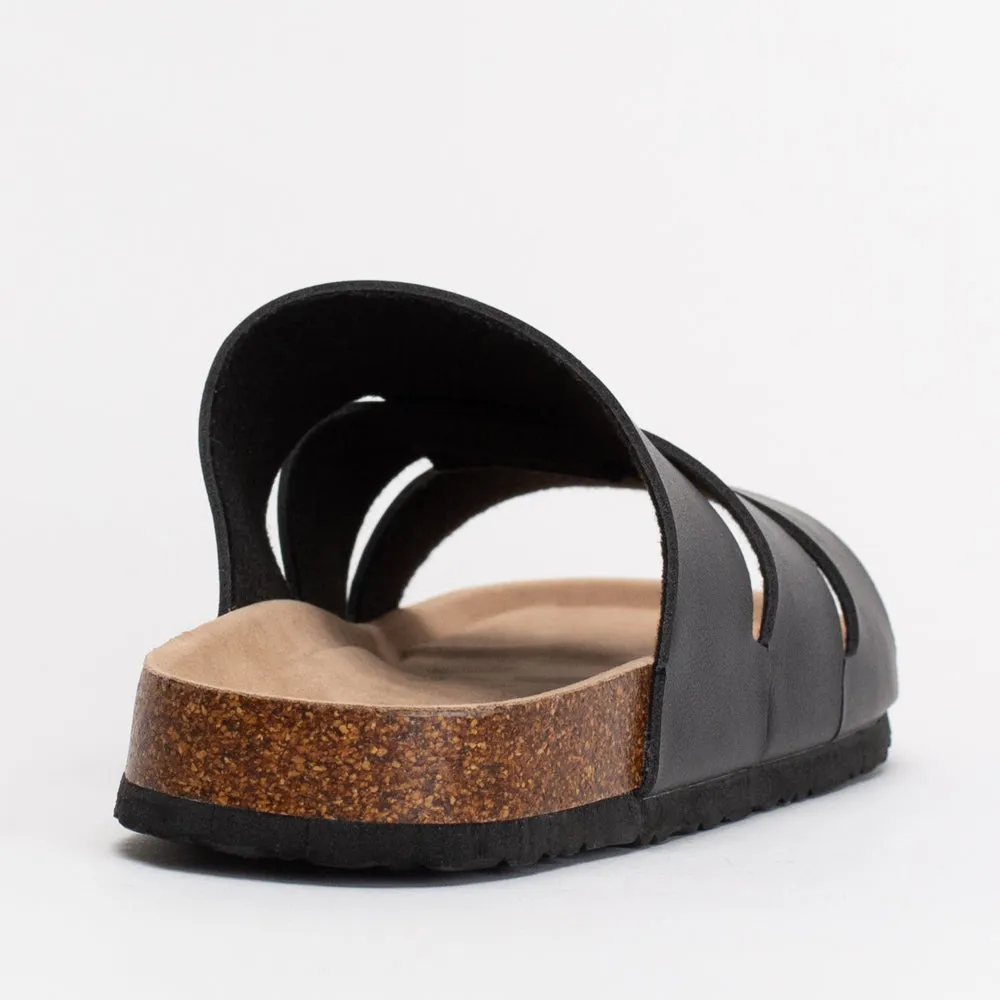 Mancini Strap Footbed Sandal _ 154339