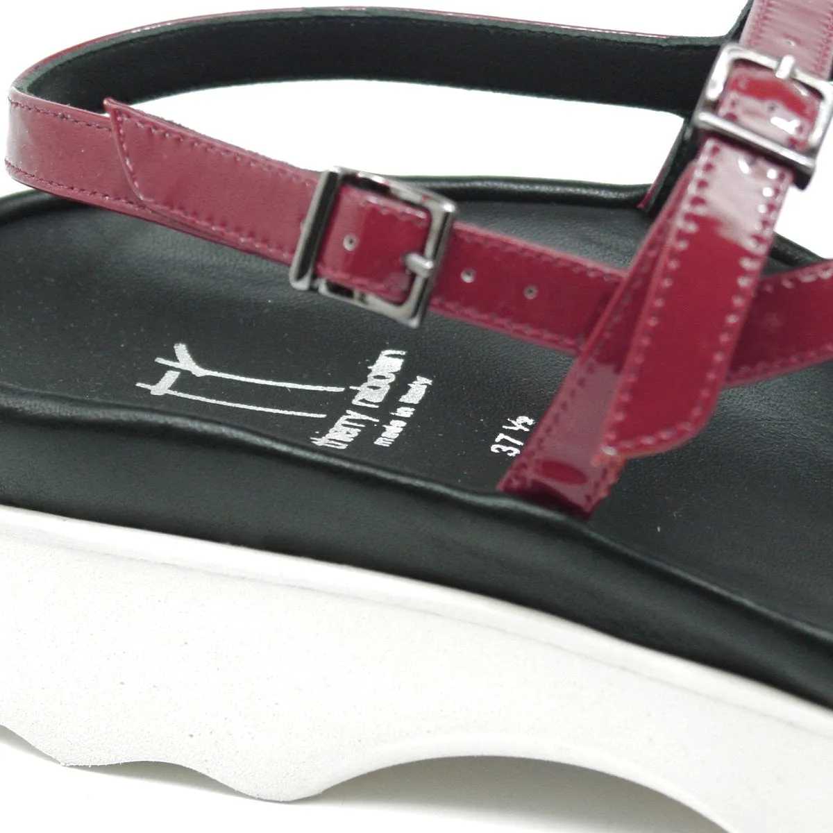 Wave - Red Patent